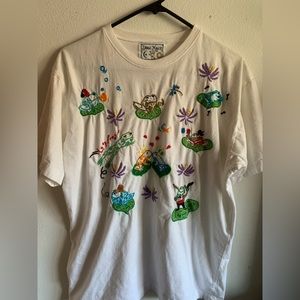 Vintage embroidered tee shirt